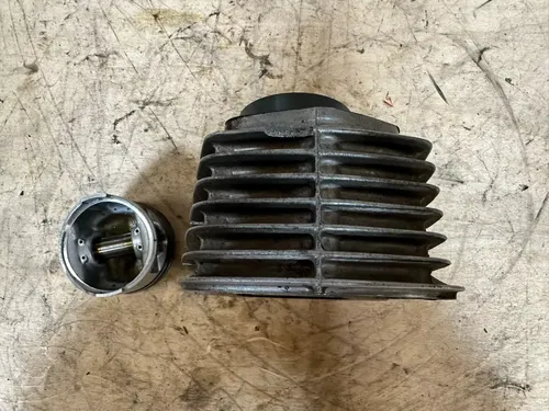 Honda XL185S 1981 Cylinder Head Jug Top End & Piston w/wrist pin