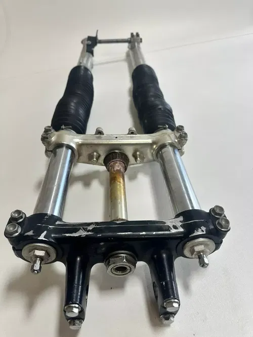 1984 Honda XR250R Front Forks Suspension Triple Tree & Front Axle OEM Stock