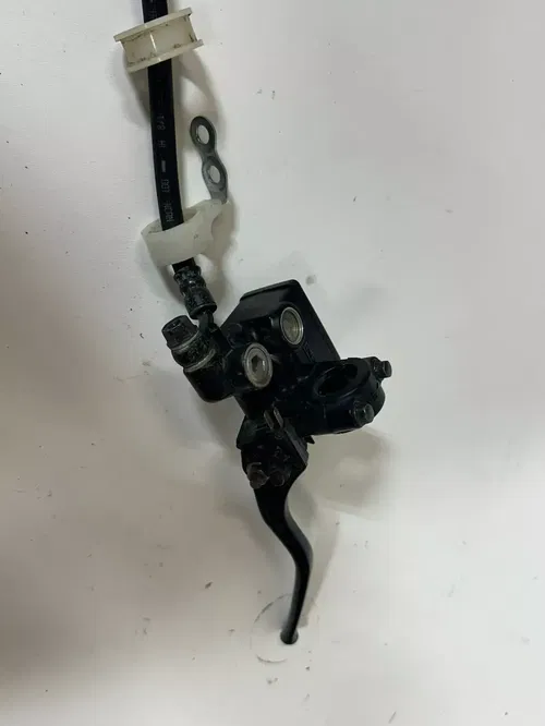 2009 Honda XR 650L Front Brake Caliper Master Cylinder Lever & Line XR650L