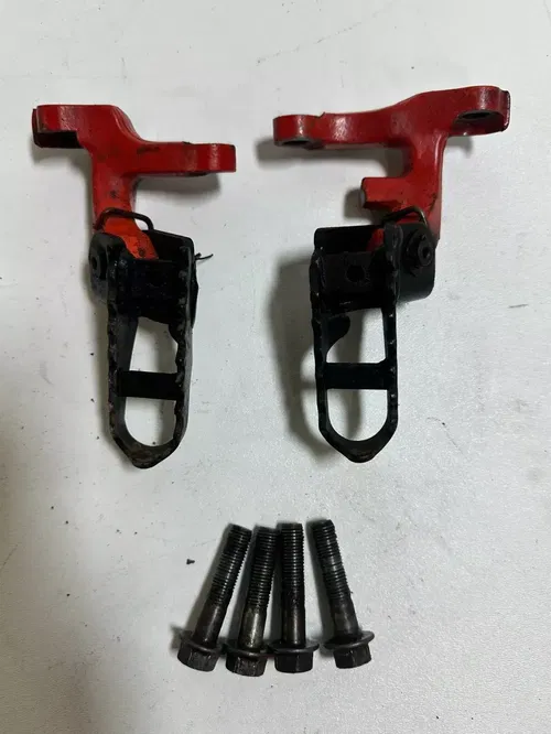 1984 Honda XR250R  Foot Pegs & Mounts W/Bolts OEM Stock Nice!