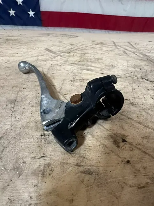 Honda XL185S 1981 Front Brake Lever & Perch (Shows Wear!)