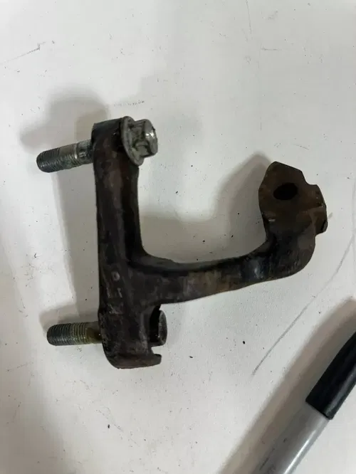 1987 HONDA XR600R Right Hand Side Foot Peg Mount Bracket Rest OEM STOCK