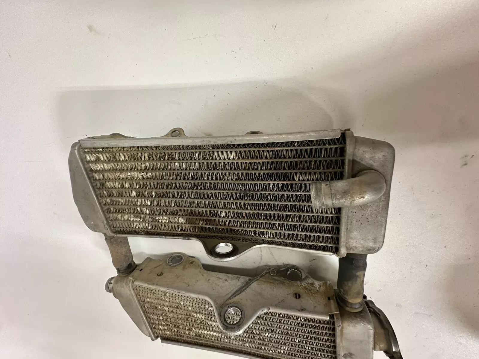 2002 Yamaha YZ250 OEM Radiator Set 2 Stroke Cap & two hoses included