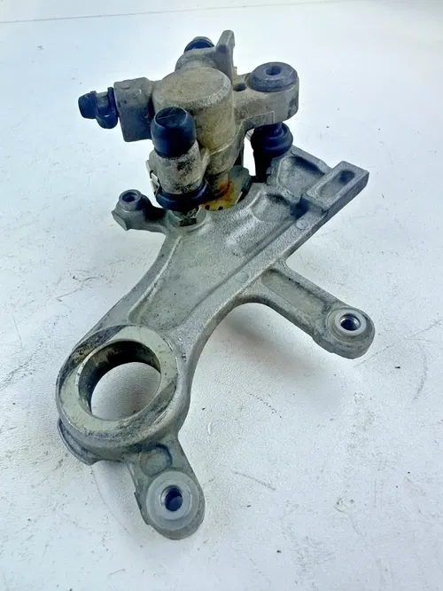 2017 HONDA CRF450R Stock Rear NISSIN OEM Brake Caliper w/carrier & Banjo Bolt