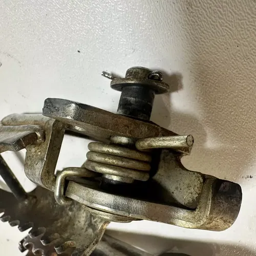 Honda CRF 250L 2017  Foot Pegs Peg Left & Right W/ Hardware OEM STOCK CRF250L