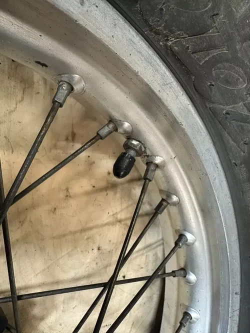 HONDA XR600R Rear Wheel Rim Tire Hub 1992 XR 600 R 18x2.15