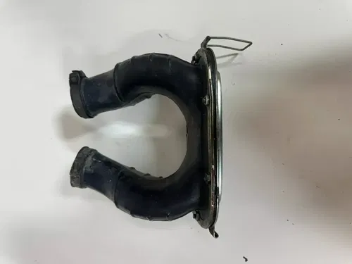 1987 HONDA XR600R Dual Twin Carburetor Carb Intake Rubber Boot Air Filter Latch