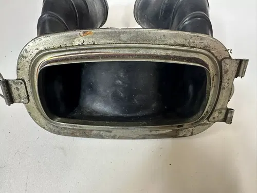 1987 HONDA XR600R Dual Twin Carburetor Carb Intake Rubber Boot Air Filter Latch