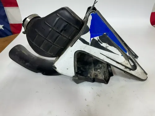2002 Yamaha YZ250 Airbox Air Filter Box Case OEM Stock