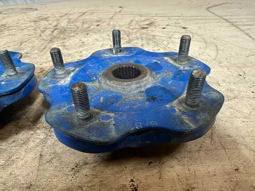 1987 Quadzilla Suzuki LT500R Rear Hub Set 87-90