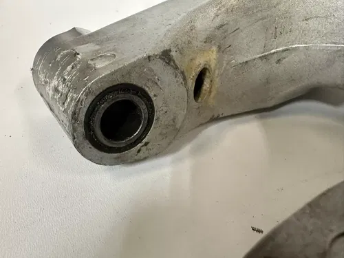 2002 Yamaha YZ250 Swingarm Swing Arm Rear End OEM Genuine Stock 2 Stroke