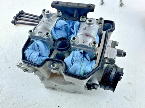 2018 Suzuki DRZ400SM Cylinder Head Top End w/Caps Cams Tensioner Studs Low Mile
