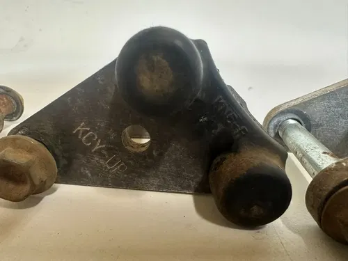 1997 HONDA XR400R  Motor Mounts XR 4000 R Hangers  Hardware