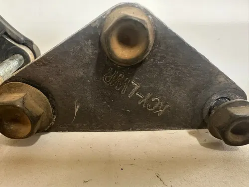 1997 HONDA XR400R  Motor Mounts XR 4000 R Hangers  Hardware