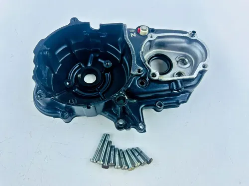 1985 HONDA ATC 110 Case Stator Cover Housing OEM Stock w/neutral Switch & Bolts