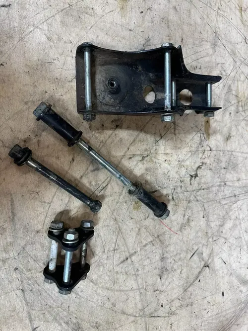Honda XL185S 1981 Engine Mount Brackets Frame Hardware Bolts Kit