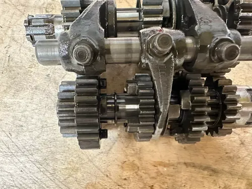 Honda XL185S 1981 Transmission & Cams & Washers 100% Complete !