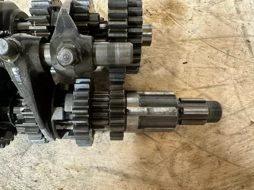 Honda XL185S 1981 Transmission & Cams & Washers 100% Complete !