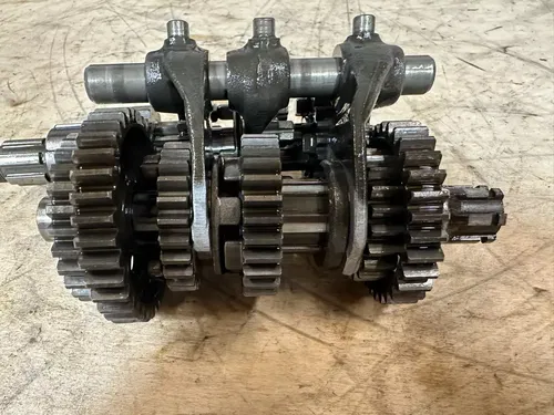 Honda XL185S 1981 Transmission & Cams & Washers 100% Complete !
