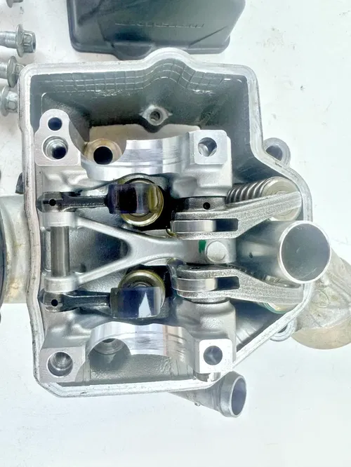 2017 HONDA CRF450R Top End Cylinder Head Kit Stock OEM