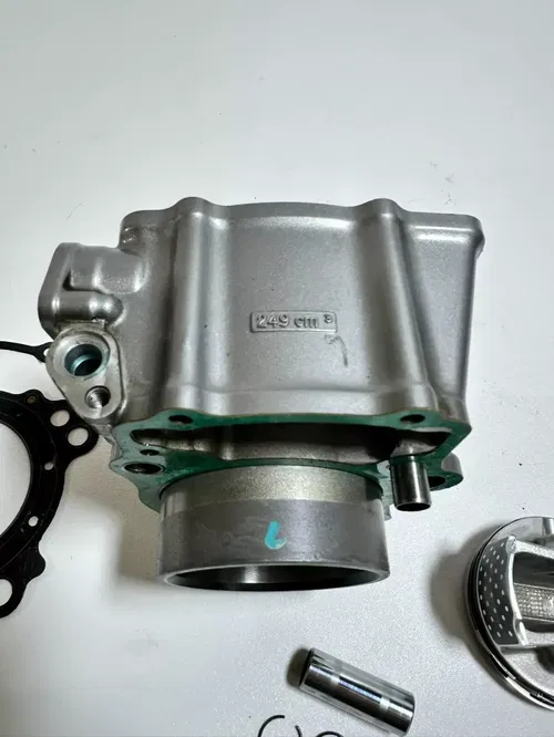 Honda CRF 250L 2017 OEM STOCK Cylinder Jug & Piston LOW USE! Top End