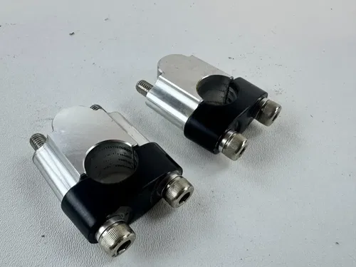 2008 Honda XR650L Handlebar Risers Clamp Set 7/8" Bar Fits Stock Triple Tree