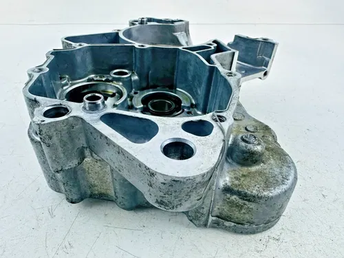 2023 Yamaha YZ85 Right Inner Crank Case Half Bottom End Engine OEM Stock Nice