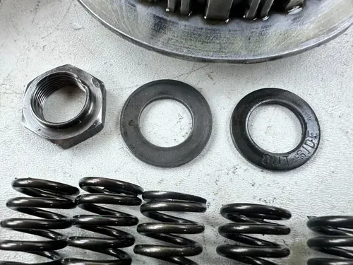 2001 Honda XR400R Clutch assembly Pressure Plate Hub Springs TESTED NICE 96-04