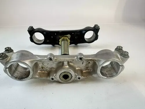 1987 Honda XR250R  Triple Tree Bar Clamps Fork Clamp OEM Stock NICE! OEM