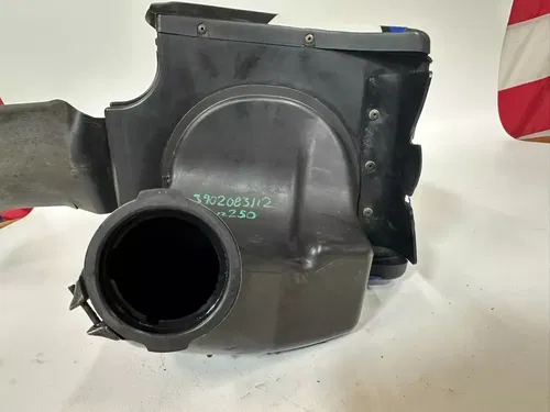 2002 Yamaha YZ250 Airbox Air Cleaner Filter Box Intake Rubber Boot Clamp OEM