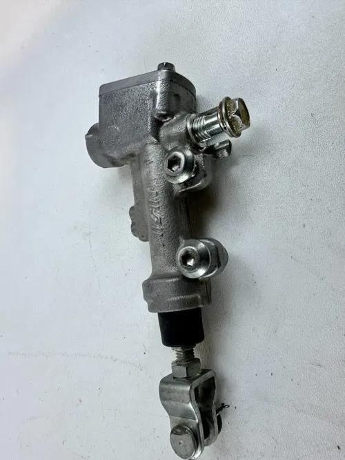 2024 Kawasaki KX250X OEM Stock Rear Brake Master Cylinder w/banjo bolt NICE