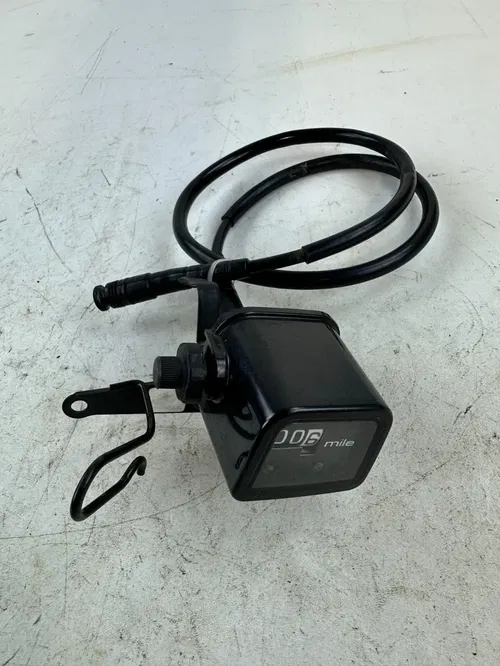 2001 Honda XR400R OEM Stock Odometer w/ Bracket and Cable NICE 96-04 Mile Track