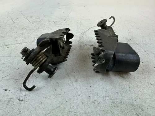 SUZUKI DRZ400SM 05-24 Foot Pegs with rubber bumpers set pair
