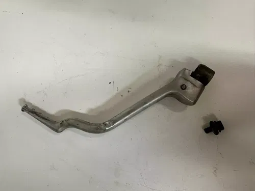 2002 Yamaha YZ250 2 Stroke Kick Starter Kicker Lever 2002-2023 & Bolt