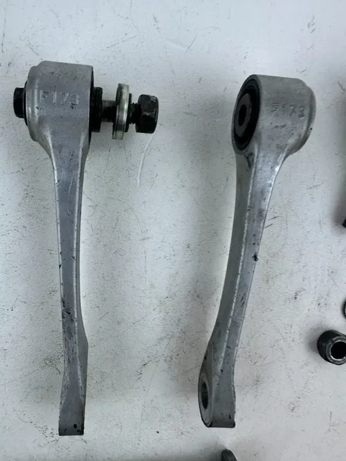 2017 HONDA CRF450R Linkage Link Dogbone Rear Suspension Connection Rod SEE DESCR