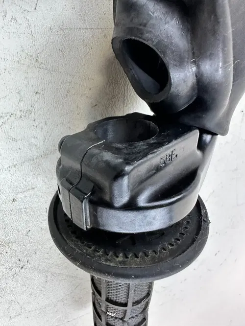 2024 Kawasaki KX250X Throttle Tube with cables NICE