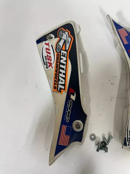 2002 Yamaha YZ250 Custom Rear UFO slim Side Panels Plastics