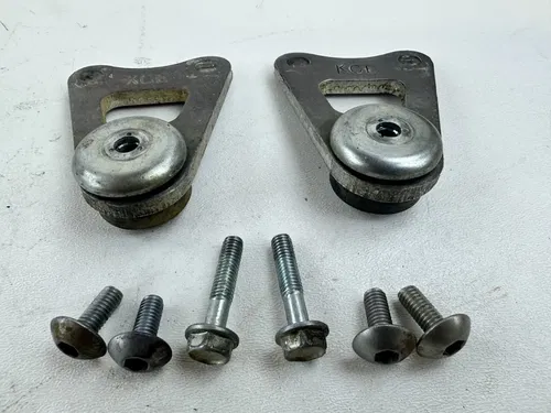 2001 Honda XR400R Gas Tank Lower Mounts Mount Mounting Damper Brackets OEM