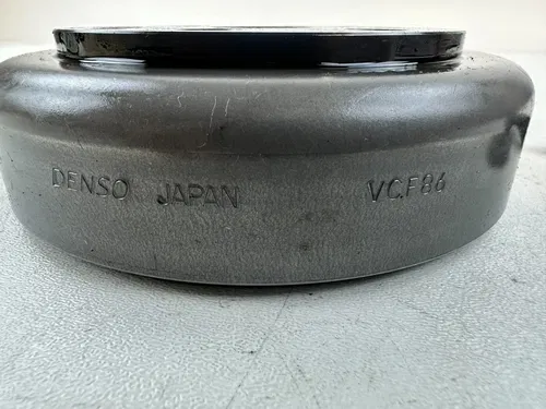 2001 Honda XR400R Stock OEM Denso Flywheel Rotor Magneto w/bolt 96-04 Tested