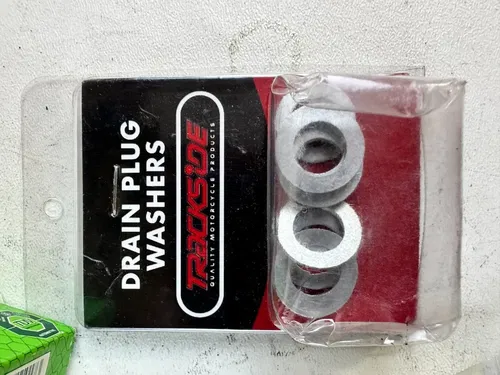 2013 DRZ400SM Drain Plug Washers and Filter HI FLO HF139 KN 139 05-24