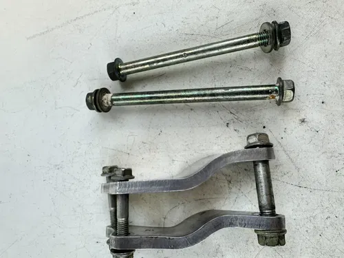 2008 Honda CRF 250R Motor Engine Mounts Hangers Support Hardware Bolts