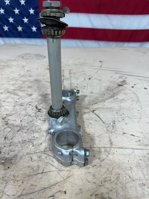 HONDA XR600R Triple Tree Steering Stem Lower 1992 XR 600 R