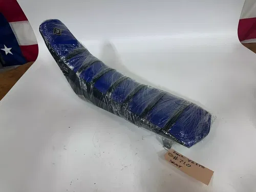 2002 Yamaha YZ250 OEM Seat W/ Flu Designs Ribbed Cover