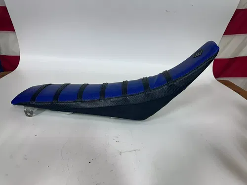 2002 Yamaha YZ250 OEM Seat W/ Flu Designs Ribbed Cover