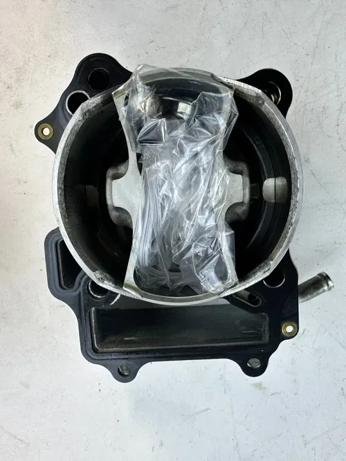 2018 Suzuki DRZ400SM Stock Cylinder Jug w/piston OEM