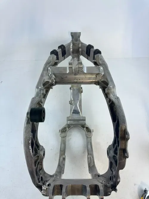 2017 HONDA CRF450R  Main Frame Chassis NO T1TLE Bill of Sale Only Upon Request