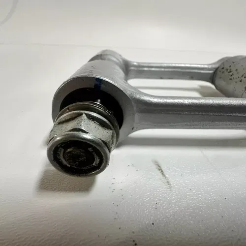 Honda CRF 250L 2017 Suspension Linkage Shock connection OEM Stock  CRF250L