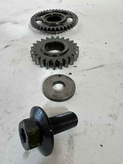 2004 Honda CRF450R Primary Drive Gears Gear Bolt & Washer OEM Stock CRF 450