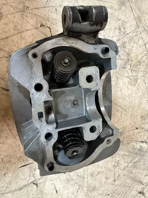 Honda XL185S 1981 Cylinder Head Valves Top End