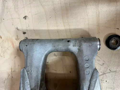 HONDA XR600R Swing Arm 1992 XR 600 R
